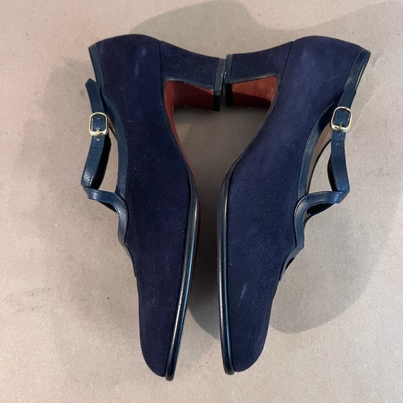 Yanko Navy Blue Suede Gold Buckle Made In Spain Block Heels Women’s 7.5 M - Picture 5 of 11